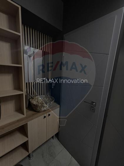 Spațiu Comercial Universitate - Investiție Premium cu Randament - 8