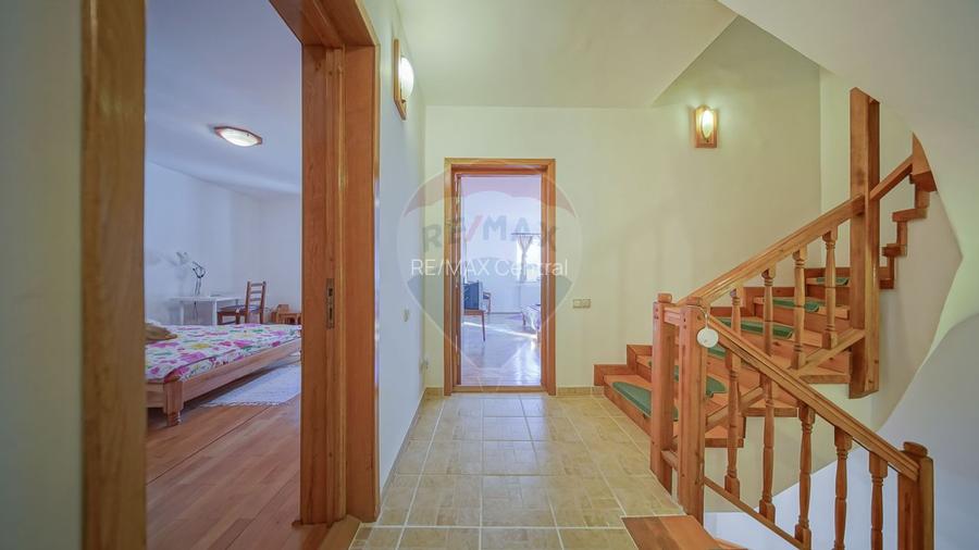 Vila în Poiana Brașov – Refugiu exclusivist și investiție! - 48