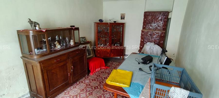 Casa si gospodarie tip sasesc in Bod langa Scoala si Primarie  - 12