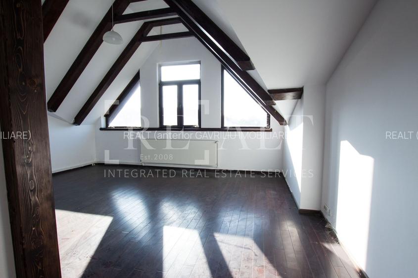 Inchiriere casa, vila 7 camere | Individuala, Renovata, Curte | Campul Pipera - 37