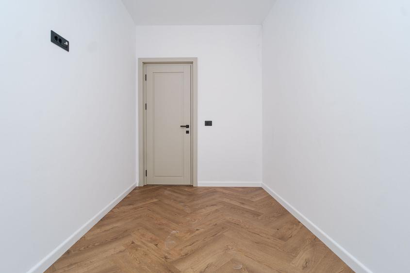 Intabulat, Apartament 3 camere, 2 bai, etajul 1