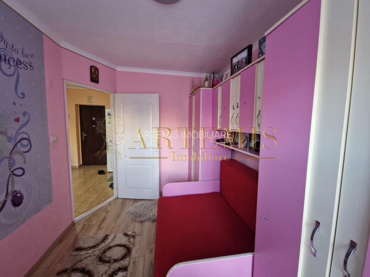 Apartament de 2 camere, decomandat, 49 mp., zona Sud - 5