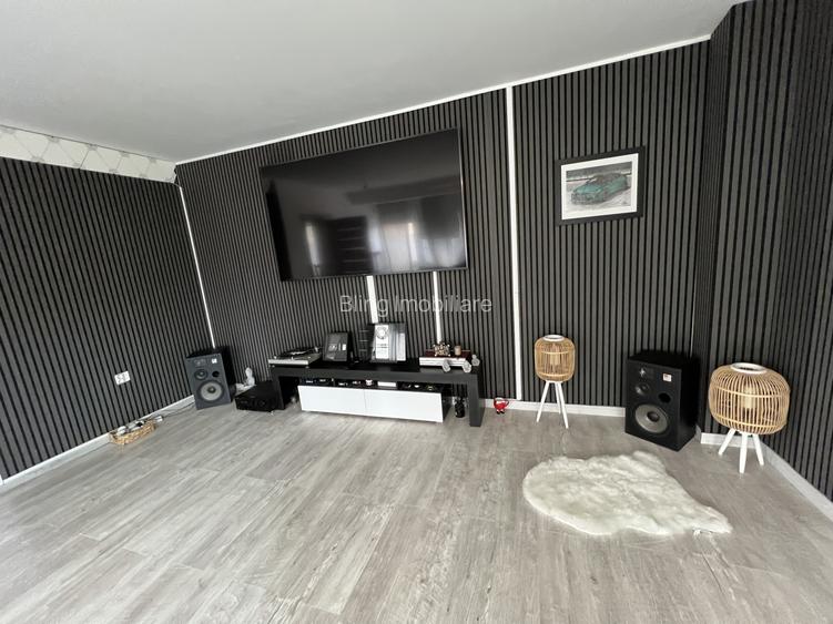 2 Case IDIVIDUALE ,TEREN 1.100 MP , Avram iancu - 2