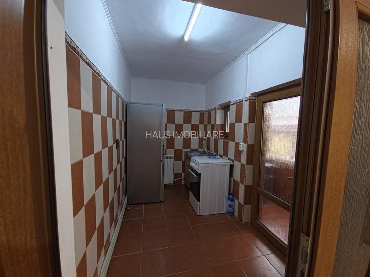 Casa la sol 4 camere zona Trocadero Dacia - 16