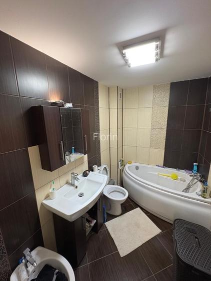 Duplex Premium cu Subsol și Garaj Integrat - 3