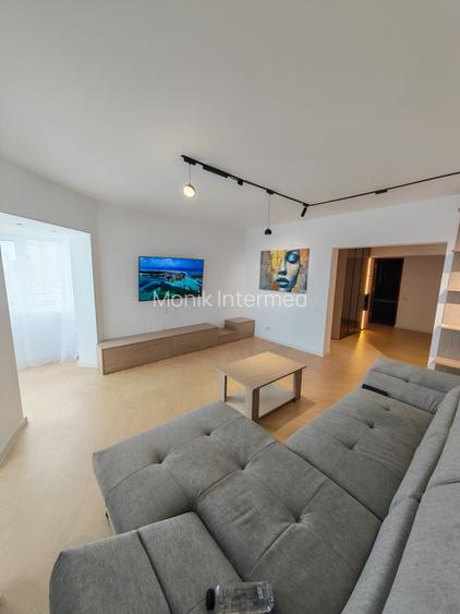 Exclusivitate -  Faleza Nord -3 camere mobilat si utilat - 4