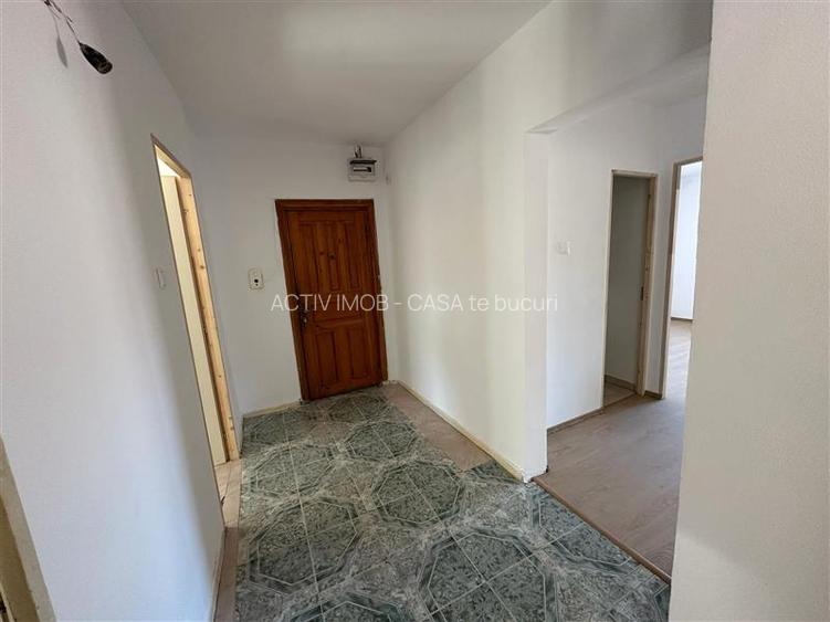 Resita, Apt. 3 Cam, Cf.1 Decom. Central - 23