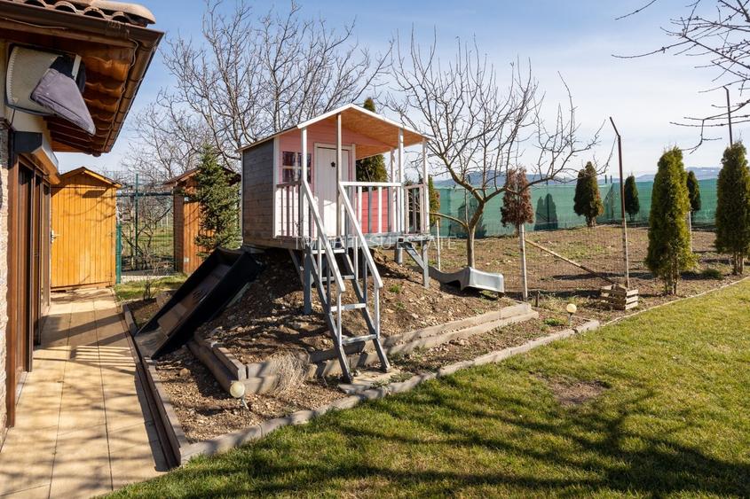 Casa 6 dormitoare+4 bai -1500 mp teren-Sacele - 51