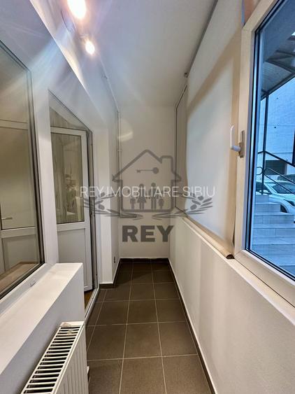 Apartament 4 camere cu garaj zona Strand- V.Aurie - 18