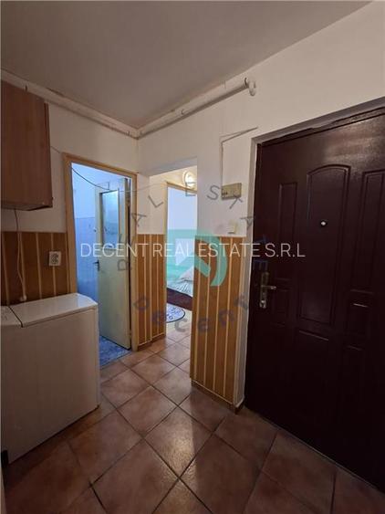 Apartament 3 camere Astra, decomandat, etaj intermediar,Calea Bucuresti - 8