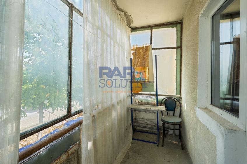 3 camere decomandat, etaj 1, două balcoane