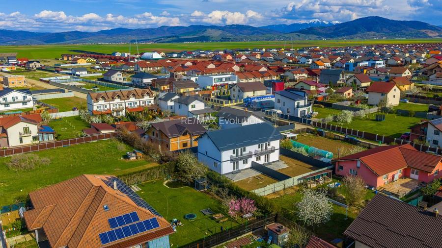 CASA TIP DUPLEX cu 5 camere de vanzare| Cartier Izvor | COMISION 0% - 44