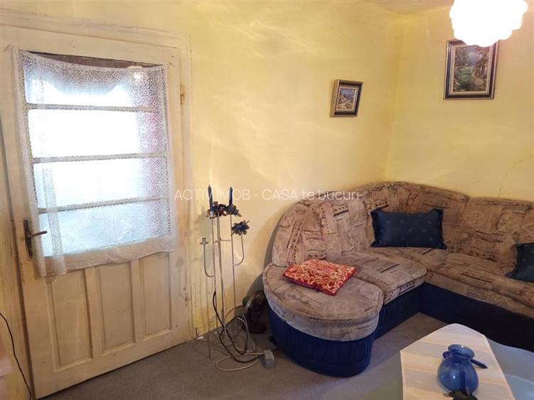 Iam, Casa 5 Camere, Gospodarie, 1439mp Teren, Pret Negociabil - 25