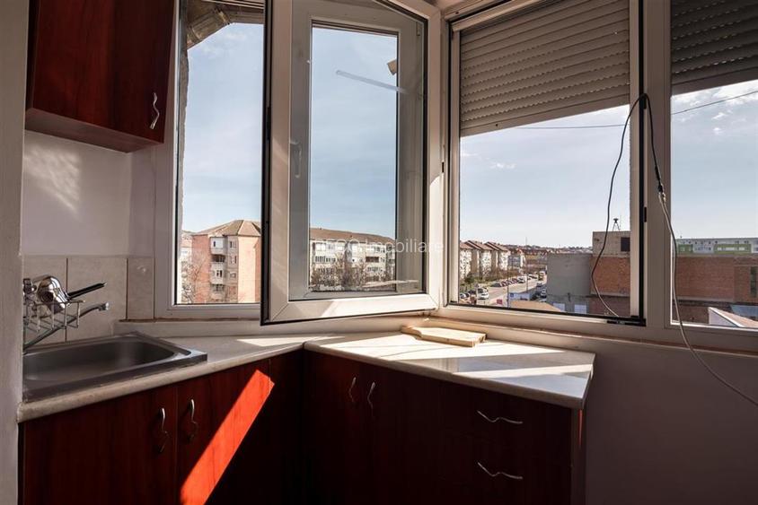 RECO Garsoniera gata de mutat  16 mp utili -str Stefan cel Mare - 8