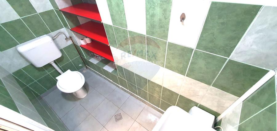 Spațiu comercial 75 mp  Piata Catedralei. Vitrină si acces din stradă - 12