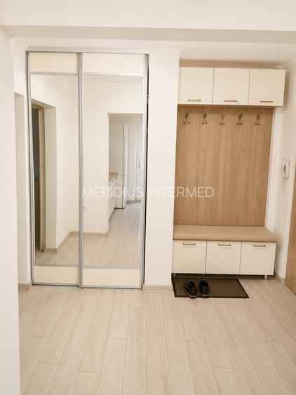 Închiriere Apartament 2 Camere Decomandat, Modern, Trocadero – Etaj 3 - 6