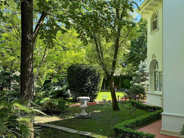 PROPRIETATE CU ENERGIE PURA |  Sanctuarul Eleganței și Rafinamentului - 4