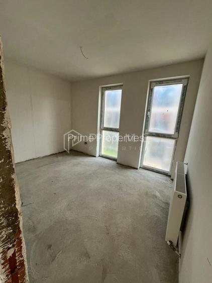 Apartament cu 3 camere de vânzare, semifinisat, în bloc nou, Unirii - 4