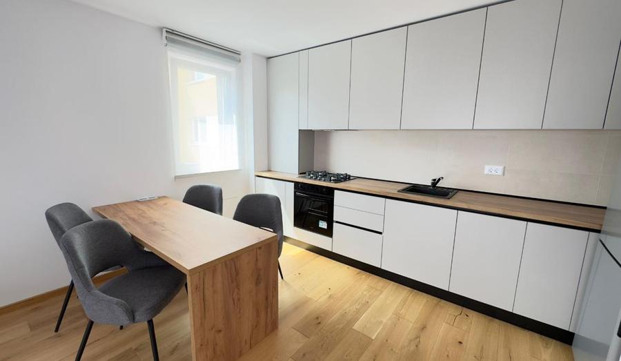 Apartament 2 camere + Parcare Urban Plaza, Brașov | Mobilat & Utilat Comis