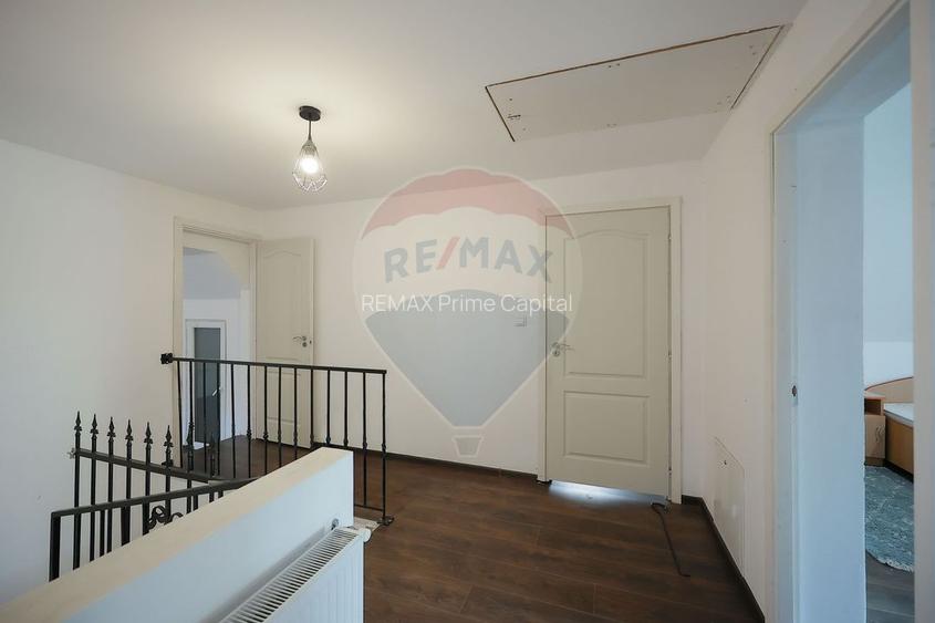 Casă 4 Camere cu Garaj, Construită de Proprietar, Cartier Episcopia - 32