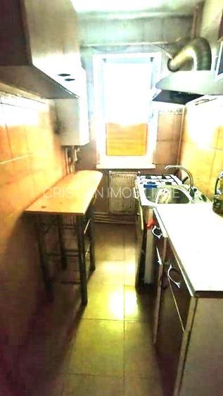 Vand apartament 2 camere zona apollo - 4