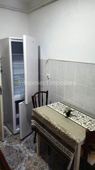 Închiriere apartament 2 camere, decomandat, etaj 2, Bd. Unirii, - 4