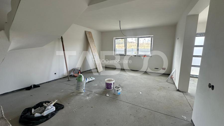 Casa de tip Duplex Comision  4 camere   teren liber 230 pivnita Sibiu - 4