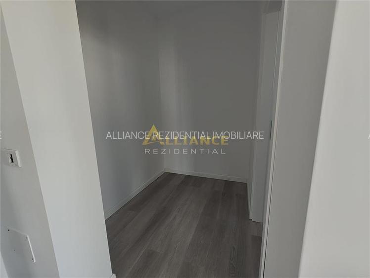 Casa individuala - 3 dormitoare, - 402 mp teren - Aviatorilor - 12