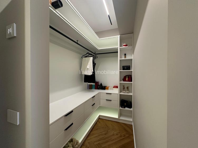 Apartament Deosebit De 3 Camere In Azimut-Copou - 12