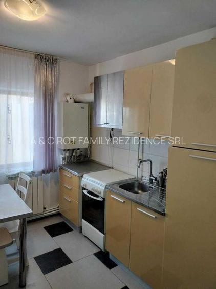 APARTAMENT 3 CAMERE - BULEVARD - 2