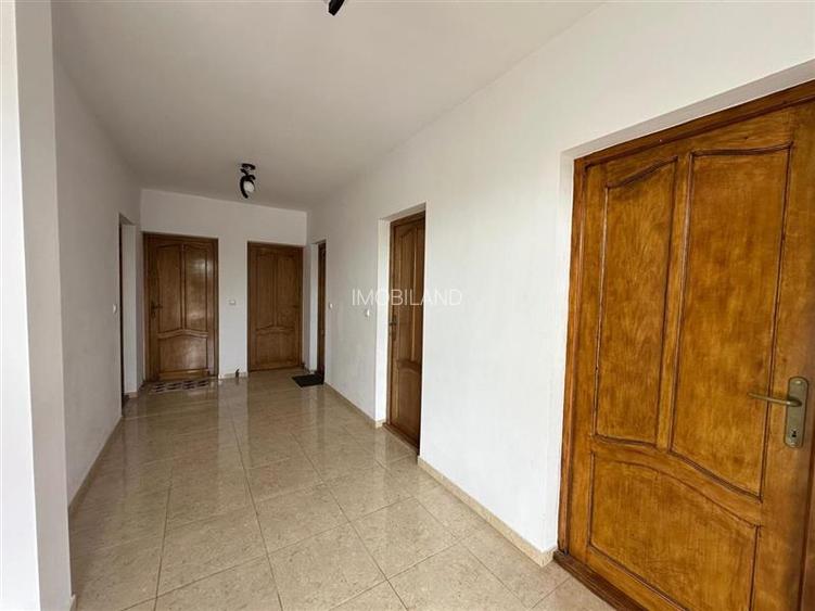 Casa spatioasa 160mp, cu 6 camere si 2150 mp teren - 6