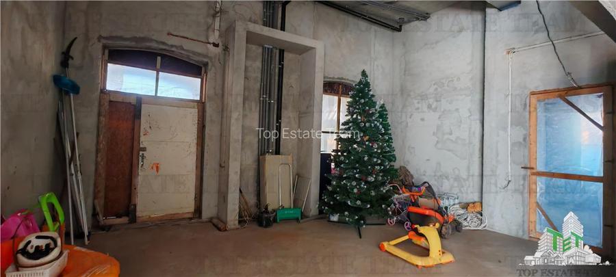 Vila somptuoasa, 10 + camere, S+P+1, 1100mp utili, cu toate utilitatile, in  sec - 7