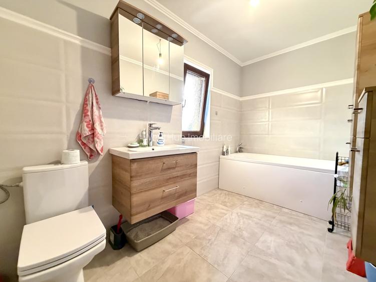 Duplex, perete dublu, 5 camere, 130 mp utili, 300 mp teren - Dumbravita - 8