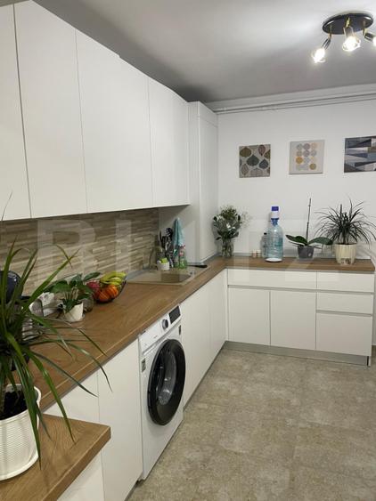 Apartament 3 camere, 74 mp, zona Micro 5