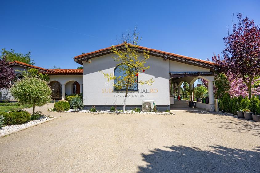 Resedinta spectaculoasa  – Vila exclusivista deschidere directa la lac - 36