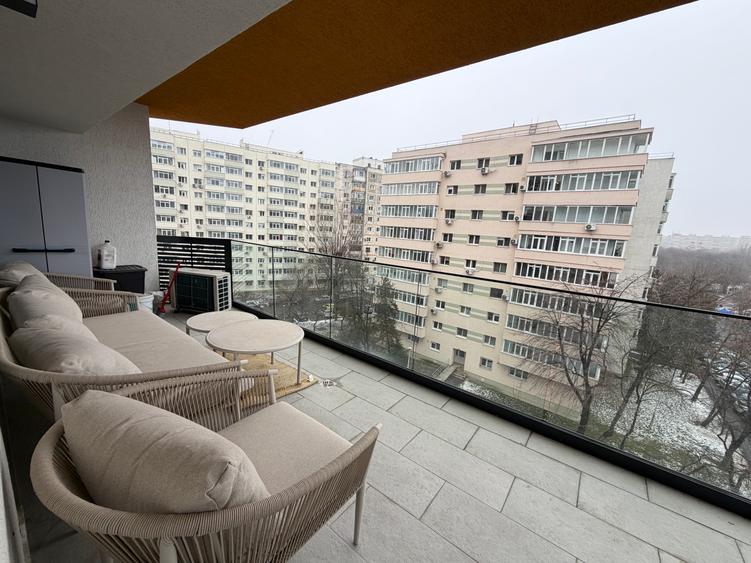 Apartament cu vedere la lac în GranVia Lake,mobilat complet,parcare inclusă