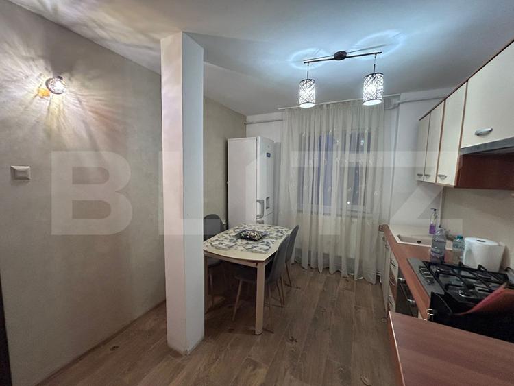 Apartament 4 camere, 95 mp utili, zona Rovine