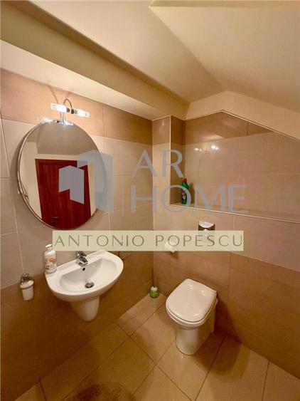 Casa 4 camere plus dependinte, in Ploiesti, zona centrala.