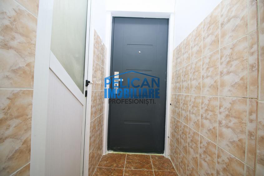 Alunisului, Garsoniera 10mp, RENOVATA, baie proprie