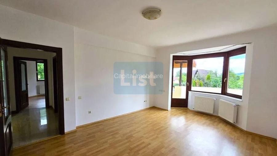 Vând Hotel/Pensiune Breaza: 15 camere, 1000 mp
 - 11