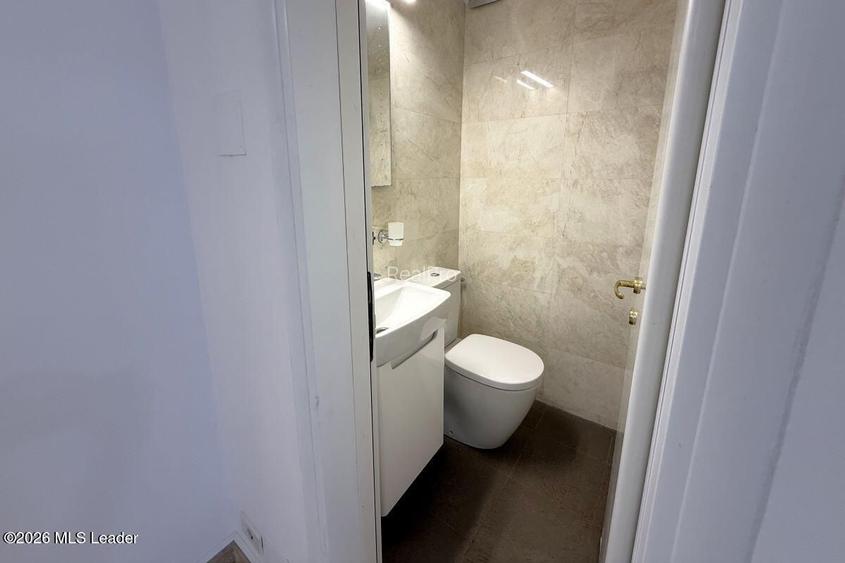 Polona - Duplex 256 mpu, 6 camere, etaje 6+7, panorama, terase 52 mp - 36