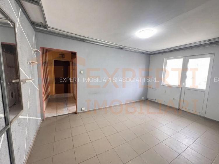 Apartament 3 camere de vânzare în KM 4-5, Constanța - 6