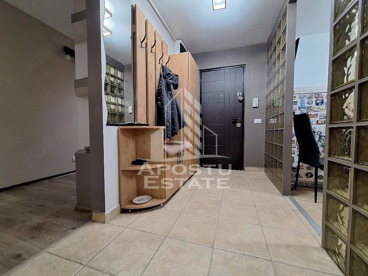 Apartament decomandat,4 camere,2bai,etaj 1 Lipovei,mobilat si utilat