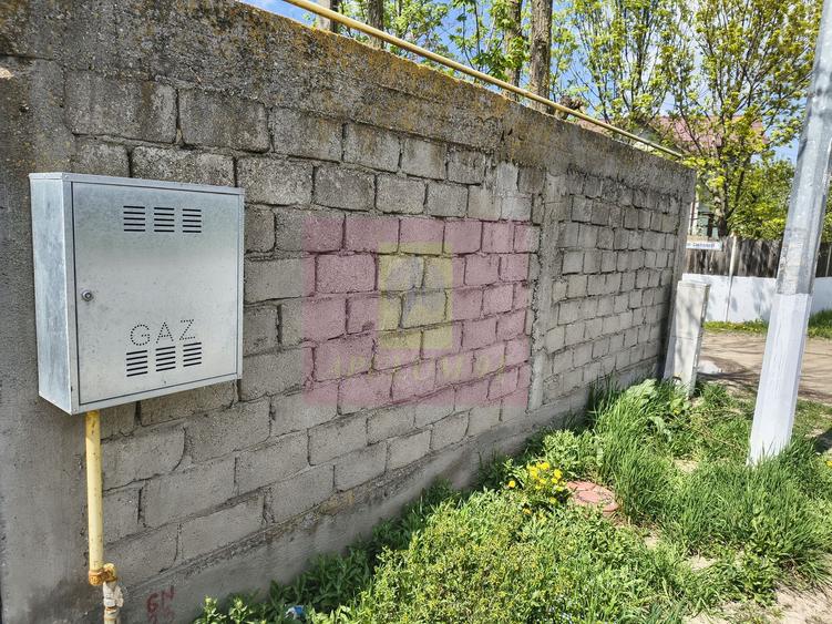 Casă cu farmec rustic și 500 mp, la 15 min de București