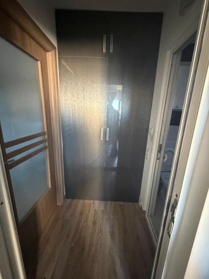 Apartament de vanzare, cu 2 camere, 57 mp, zona Craiovita