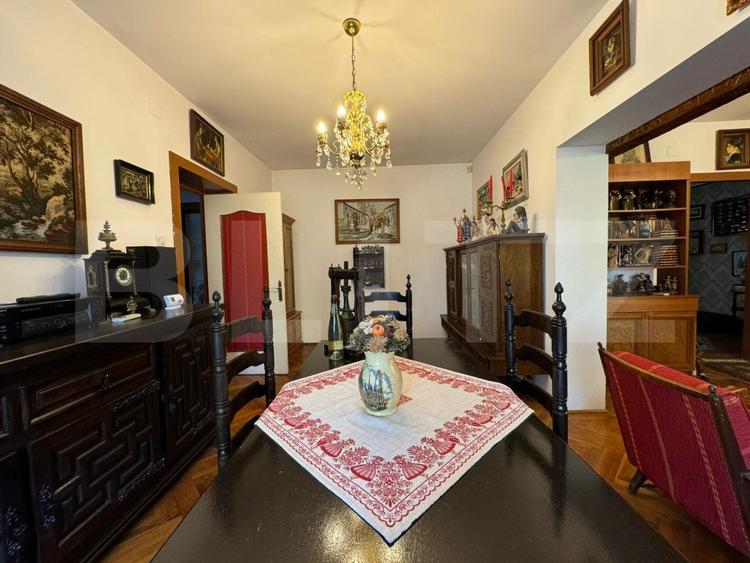 Casă P+1, 250mp utili, 589 mp teren, zona 1 Mai