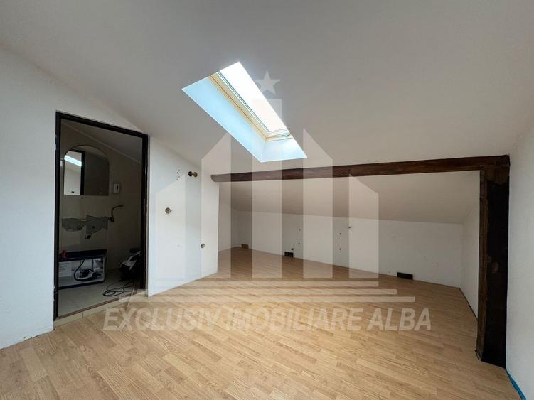 Apartament 5 camere | Scara interioara| 120mp | 5 bai| Dealul Furcilor