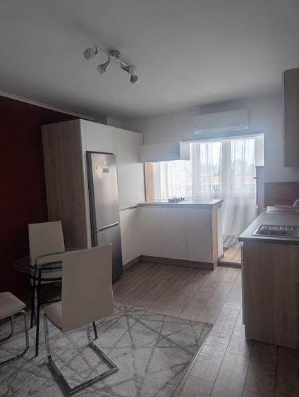 Închiriere 3 Camere, 90mp, Rahova - Sebastian, Centrală Proprie