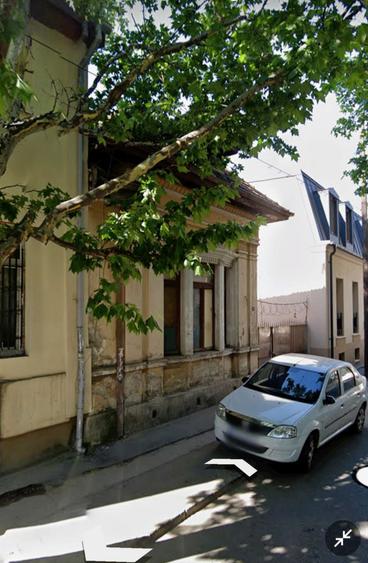 Vanzare casa veche de 288 mp si 440 mp teren in centrul Bucuresti