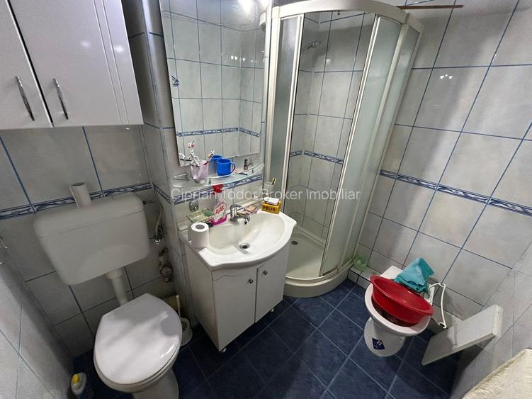 Apartament 3 camere, etaj 1 - zona Centru - 7
